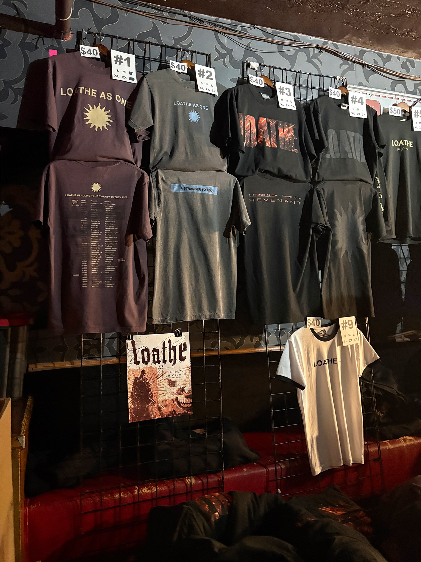 chicago merch table